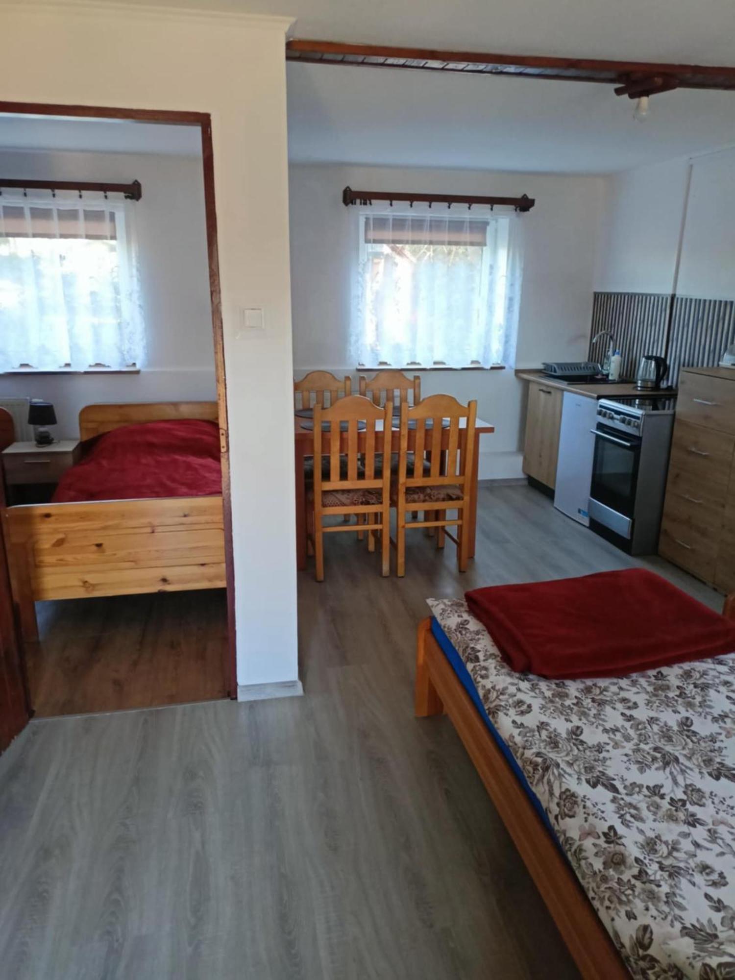 Malinowy Gaj - Agroturystyka Z Alpakami I Innymi Zwierzetami Swietajno  Bagian luar foto