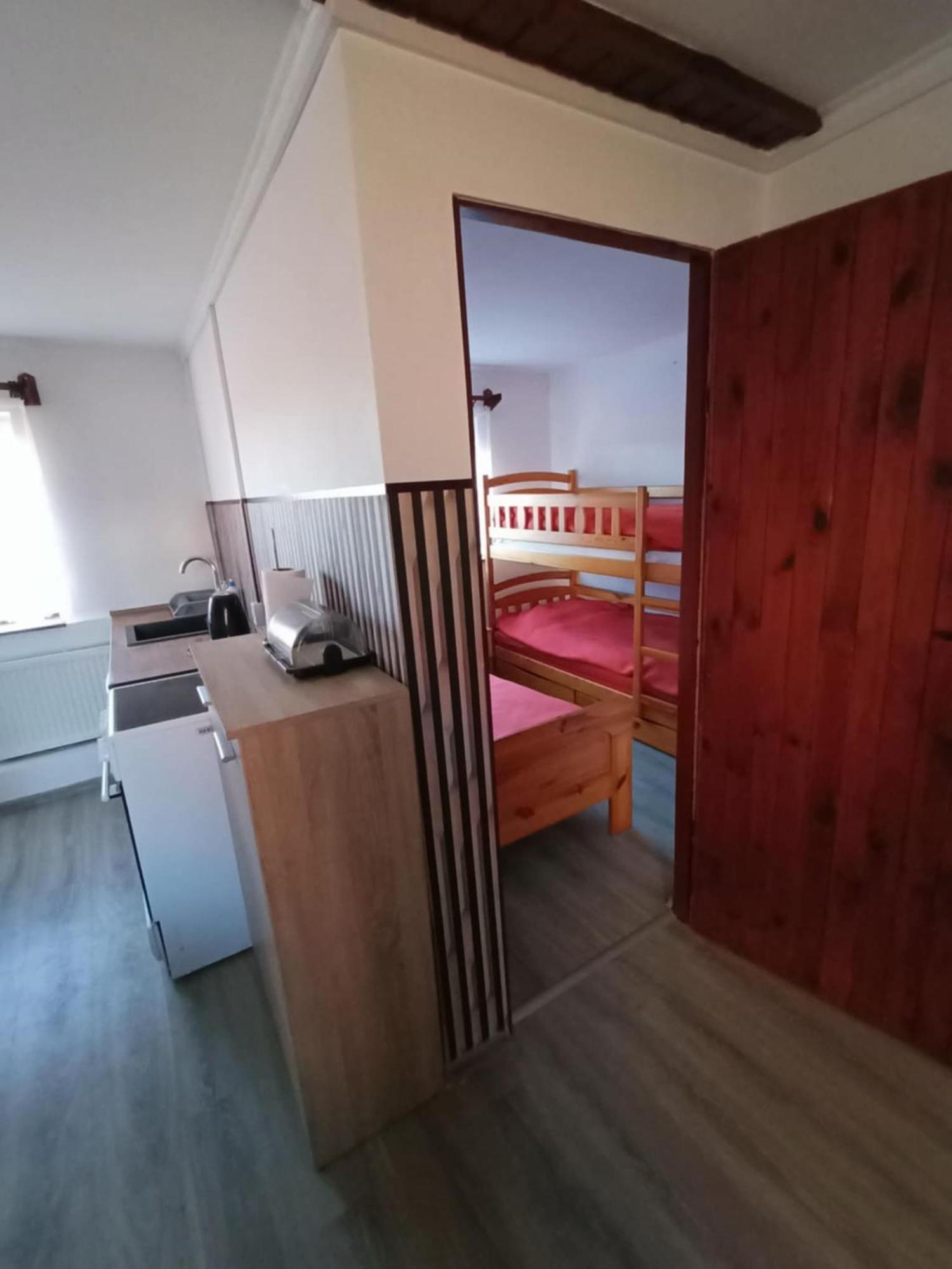Malinowy Gaj - Agroturystyka Z Alpakami I Innymi Zwierzetami Swietajno  Bagian luar foto